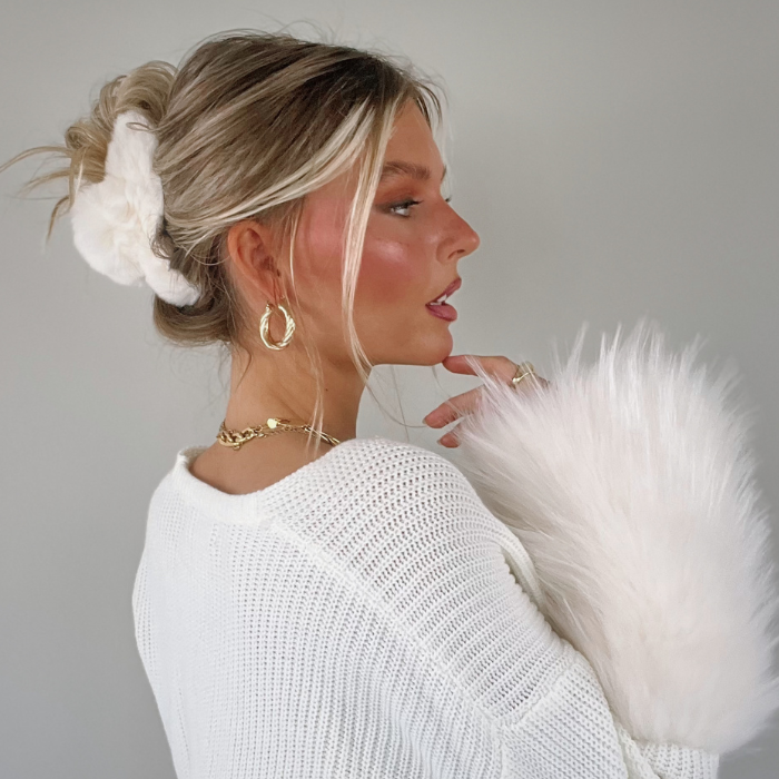 5 Winter Hairstyles with Claw clips